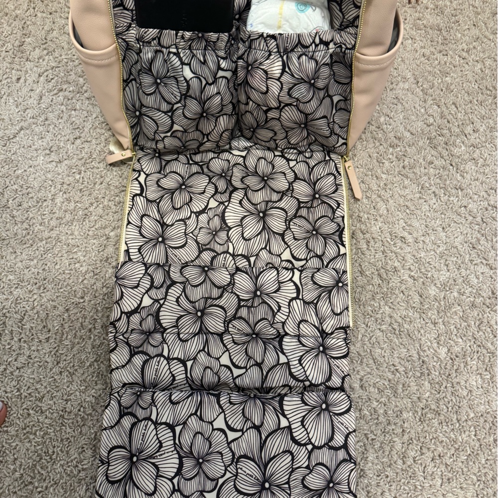 Petunia Pickle Bottom Diaper Bag - Picture 5 of 5